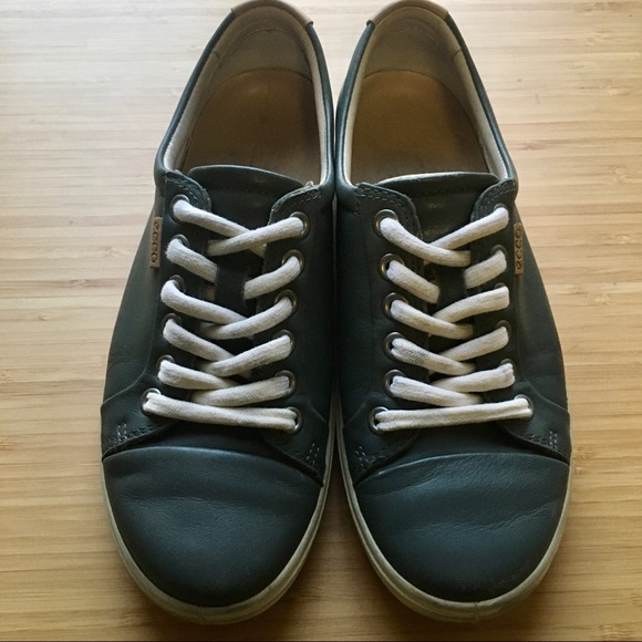 ECCO Soft 7 Leather Lace-up Sneakers - Moon (5) - Picture 3 of 12